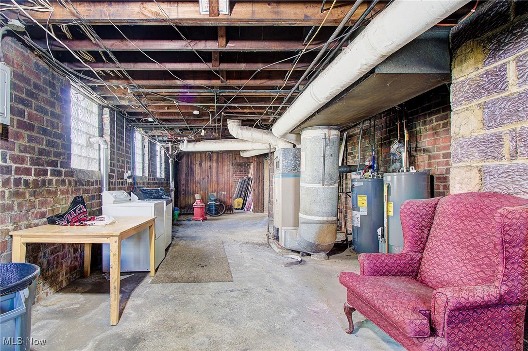 2 & 3/The City/Canton - Residential Income