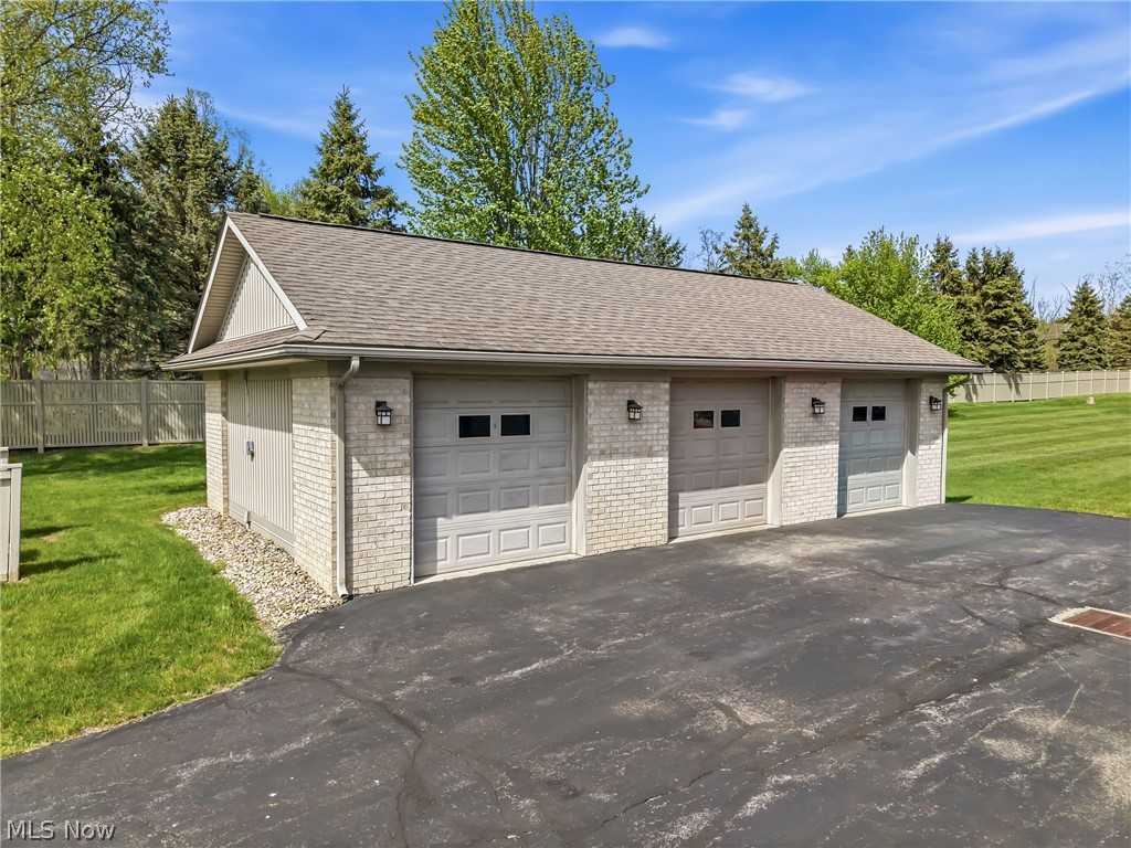 Lake Milton Condo Garage 01-A - Residential