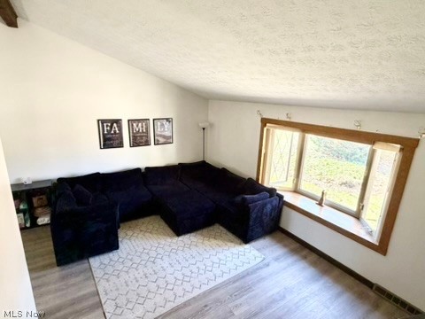 Colonial Hills 08 - Residential