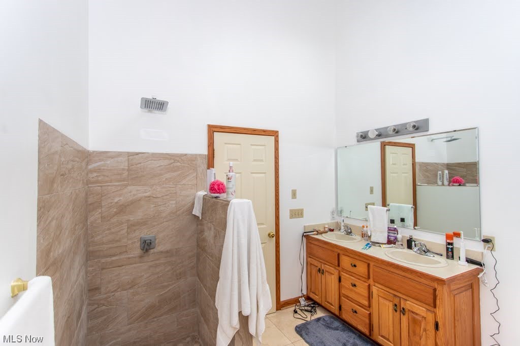 Western Reserve 5 - Residential Lease