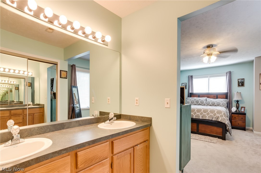 Hickory Ridge Condo - Residential