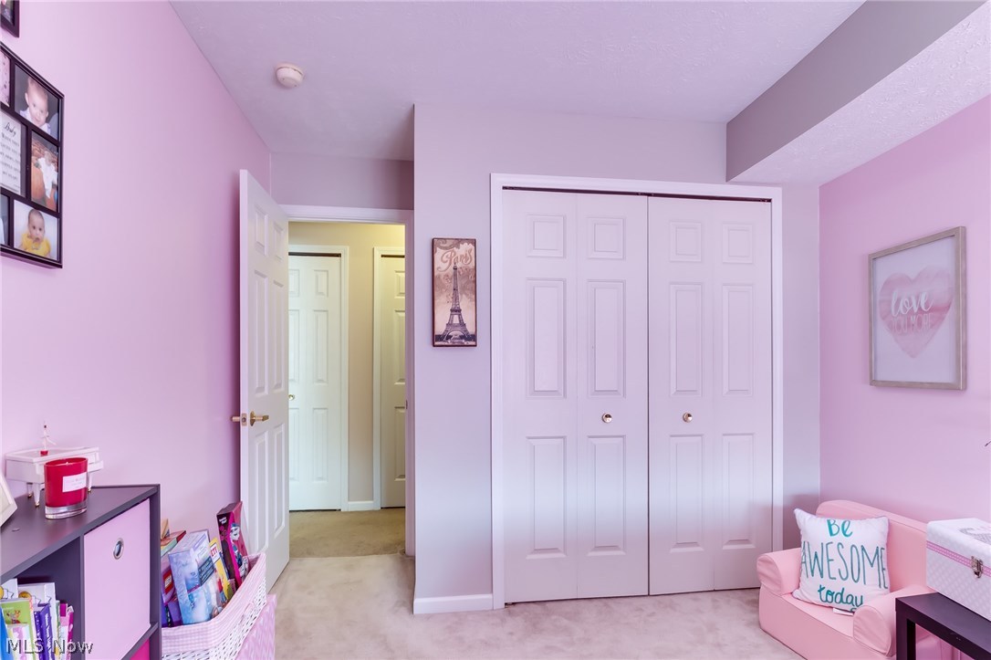 Hickory Ridge Condo - Residential