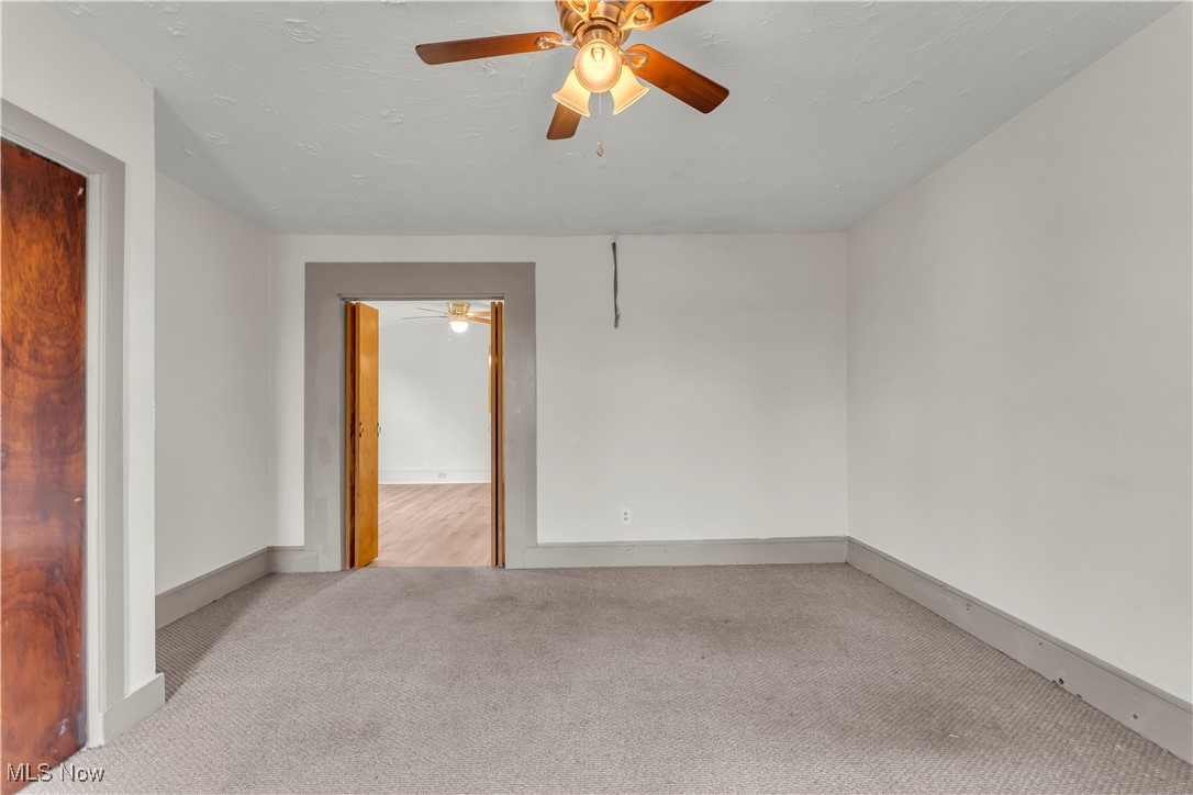 James H Hoyts - Residential Lease