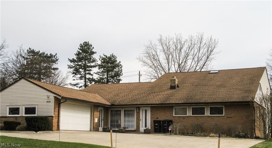 Fantastic semi-ranch with master suite on first. Master bath with jetted tub and walk-in shower. Large living room/dining room combo. Custom imported Italian tile. Lovely kitchen with breakfast area and morning room. Spacious family room, great space throughout, and excellent storage. Lovely yard. Very special home!