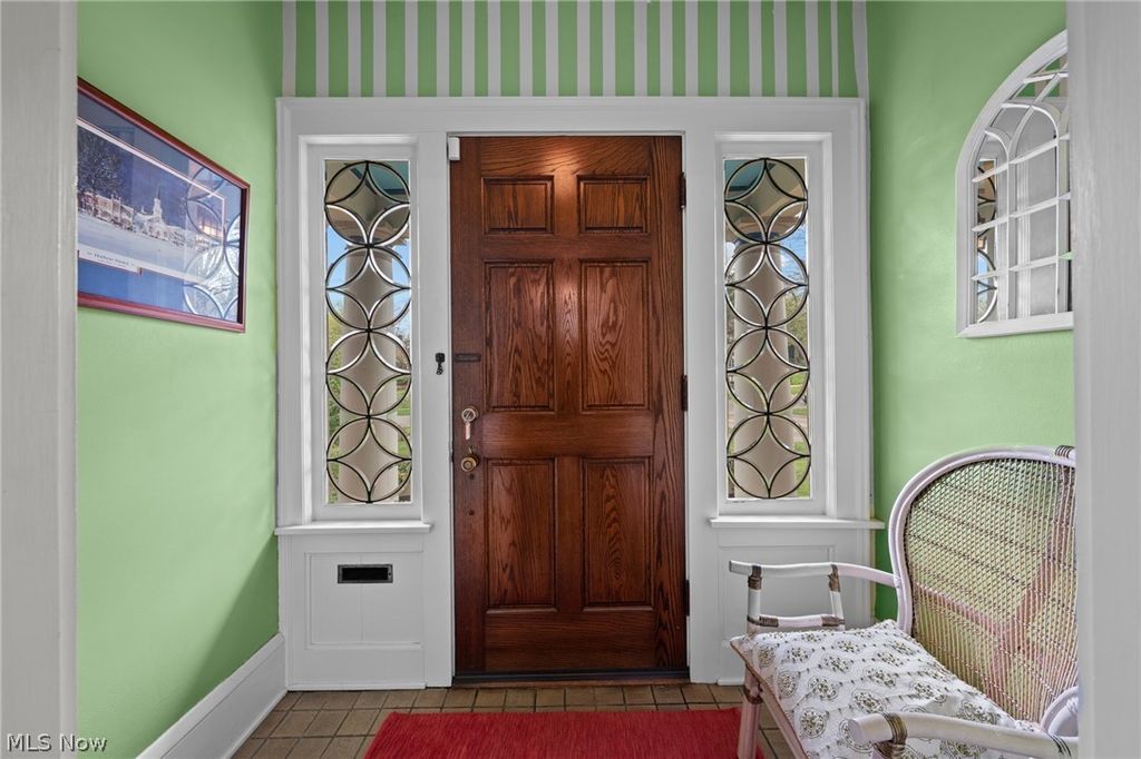 Photo of 210 Storer Avenue, Akron, OH 44302 (MLS # 5197538)