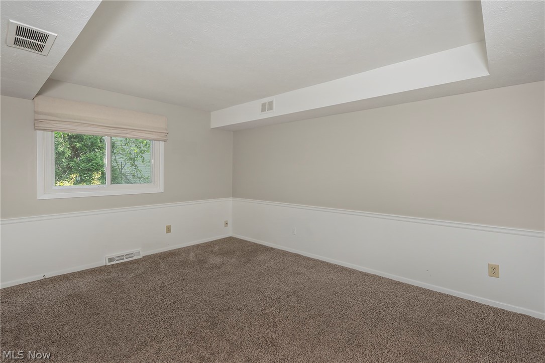 Hunt Club Mdws 02 - Residential