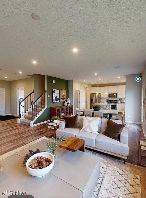 Emerald Woods Sub 10 - Residential Lease