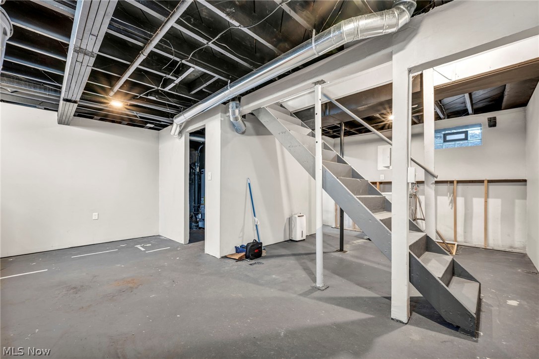 West/Portage Path - Residential