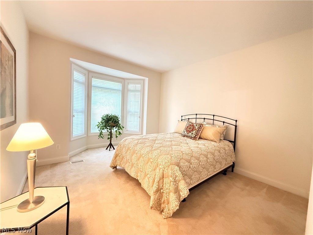 Pheasant Woods Condos Ph IV - Residential