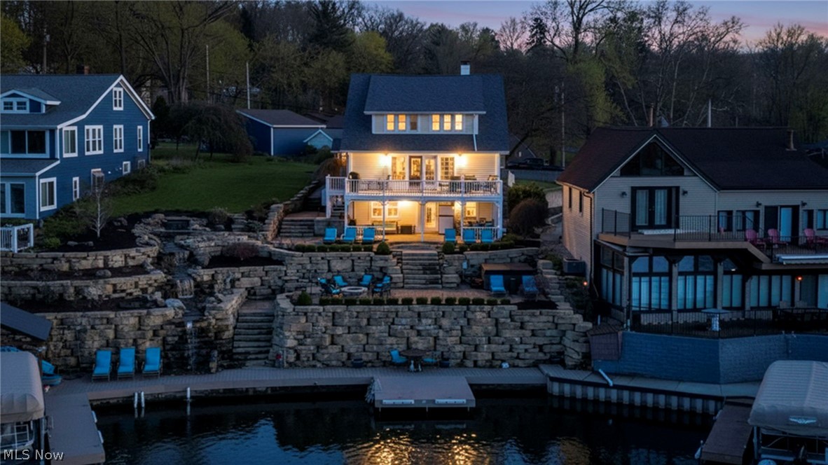 Oak Point - Residential