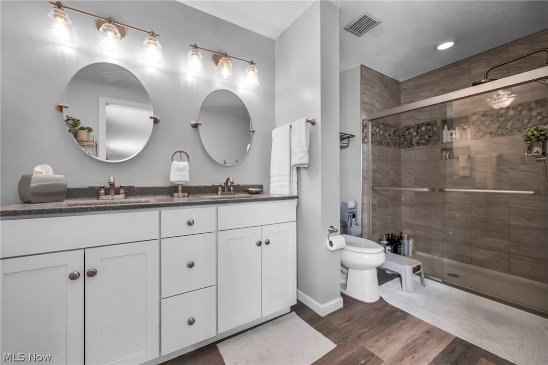 Oak Point - Residential