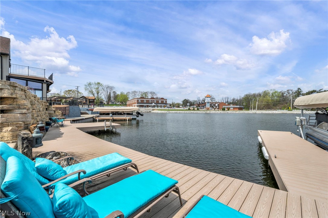 Oak Point - Residential