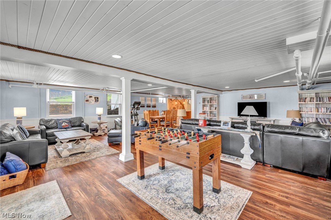 Oak Point - Residential