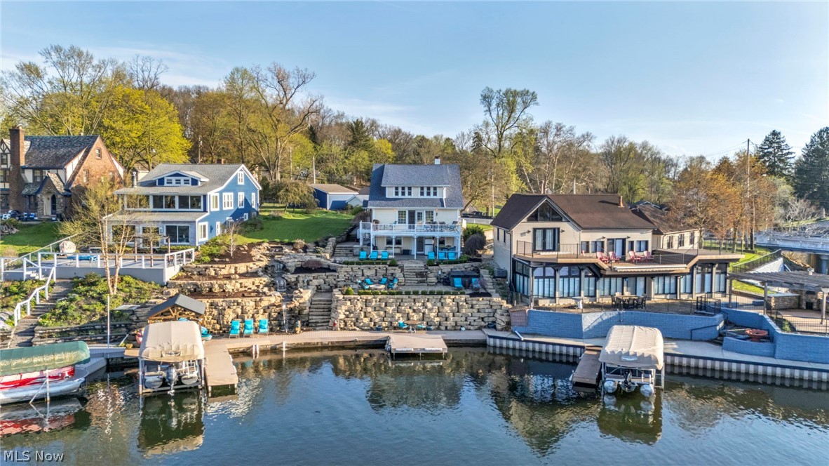 Oak Point - Residential