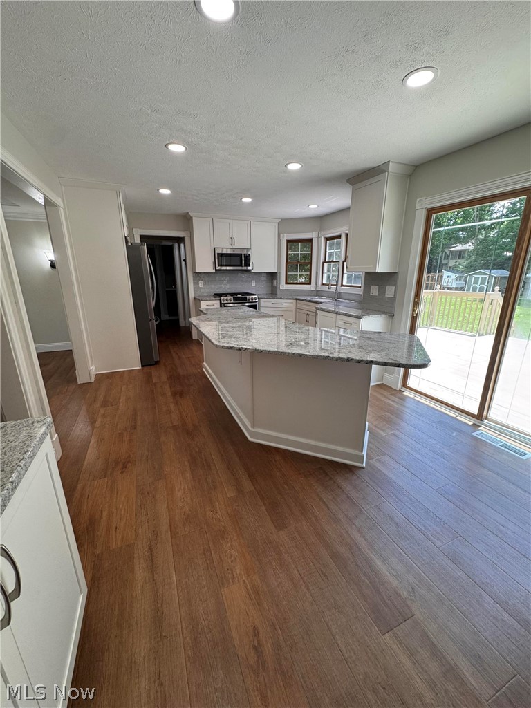 4764 Young Road