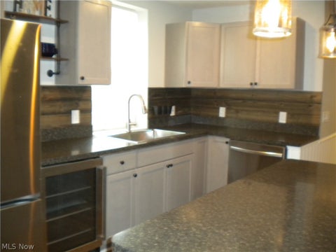 Tiny photo for 139 W State Street, Barberton, OH 44203 (MLS # 5255706)