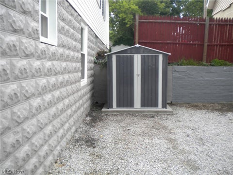 Tiny photo for 139 W State Street, Barberton, OH 44203 (MLS # 5255706)