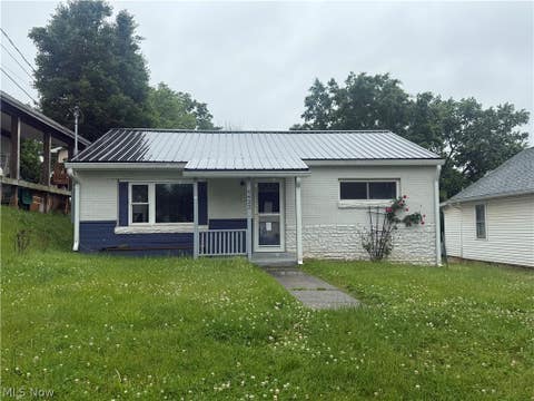 Homes For Sale - 4422 11th Avenue<br/> Wood County, Parkersburg, WV 26101
