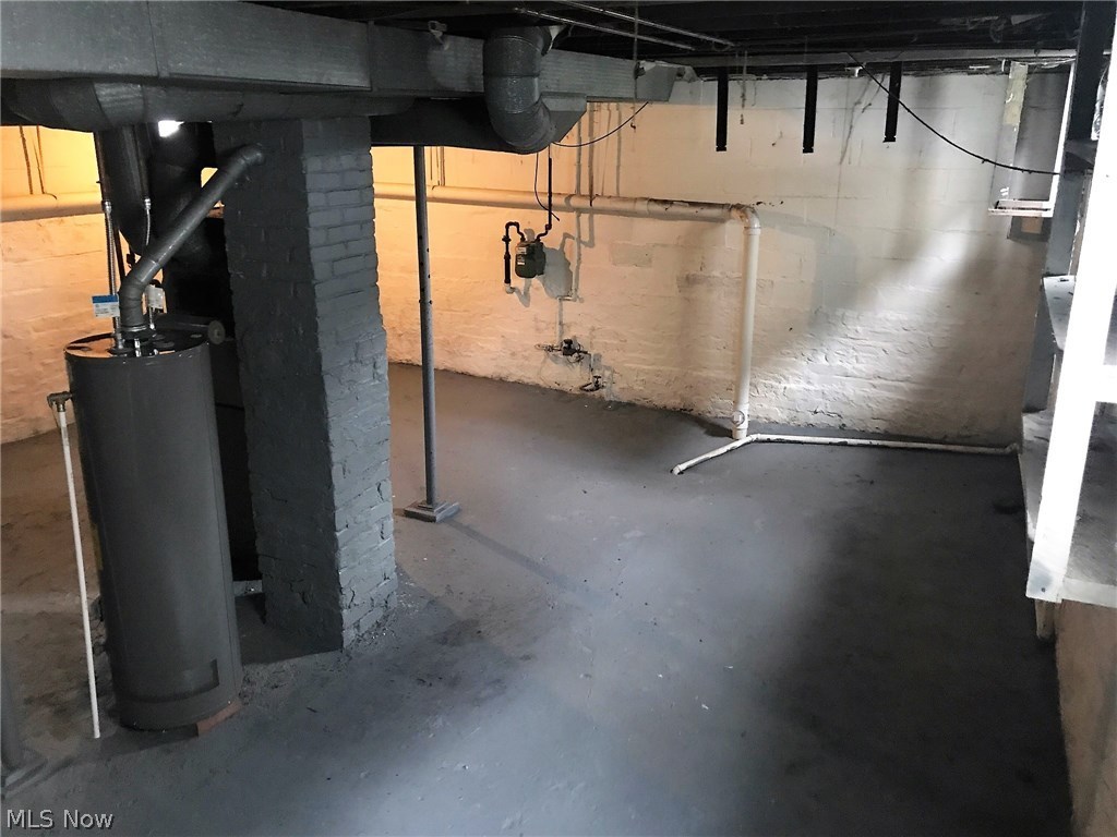 Emmons Arlington - Residential Lease