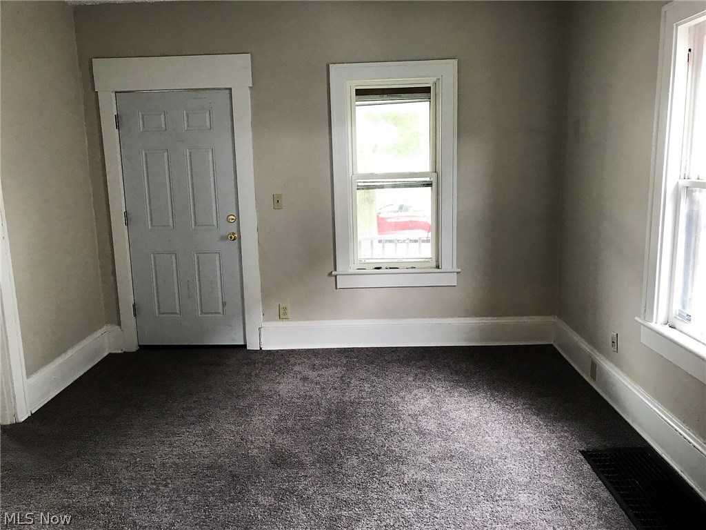 Emmons Arlington - Residential Lease