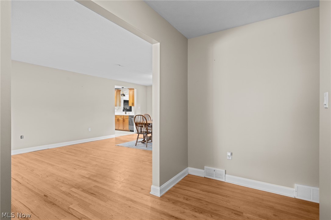9466 Avery Road
