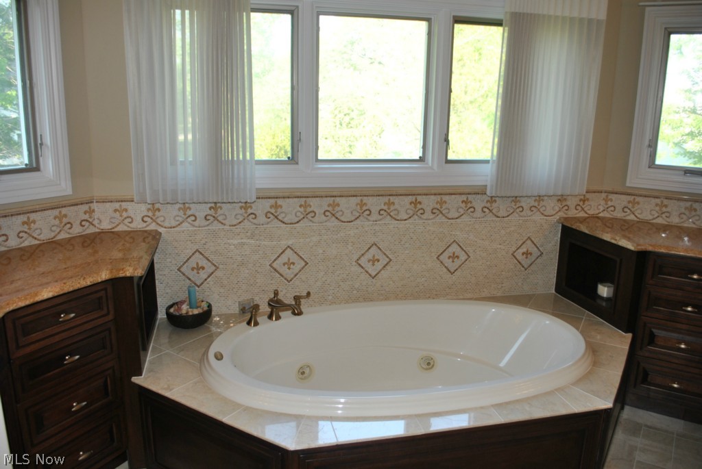 Whispering Winds - Residential