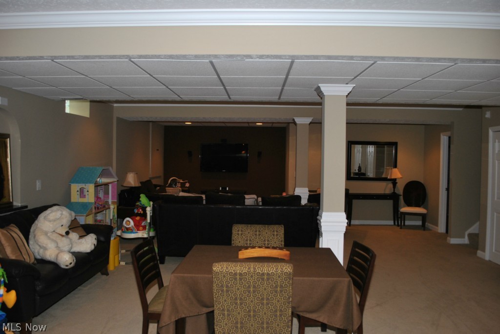 Whispering Winds - Residential