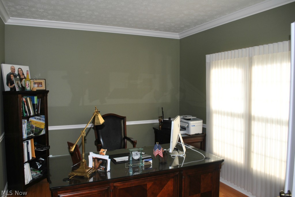 Whispering Winds - Residential