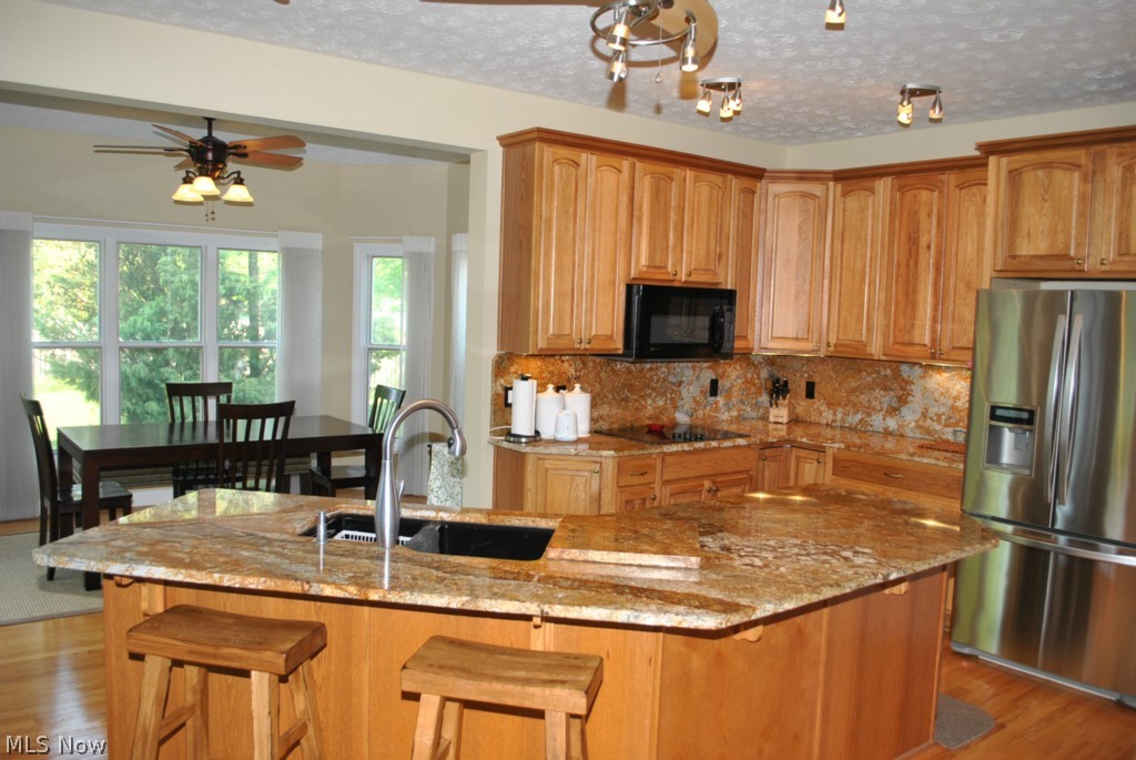 Whispering Winds - Residential