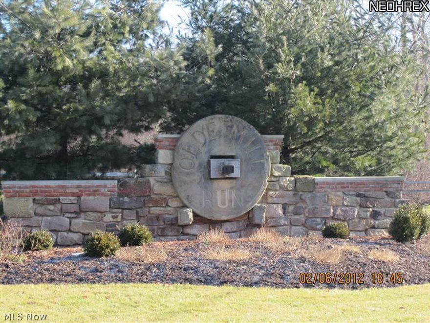 Nature Lovers- Country living- Large lots.       18 + acres of open space. Walking trail/ creeks, protected land and more.  **Only 8 lots left** underground utilities- deed restrictions