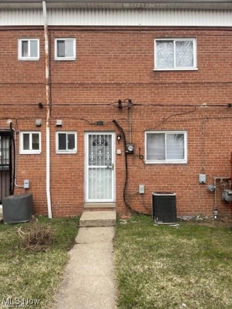 This Unit is Perfect to occupy or a great opportunity to lease. Fresh paint, vinyl flooring, updated carpeting, and revitalized kitchen and bathroom. Spacious living room on first floor adjoins large eat-in kitchen area, half bath on first floor, laundry and mechanicals as well. Second floor has two generous bedrooms, and a full bath. Close to the highway.