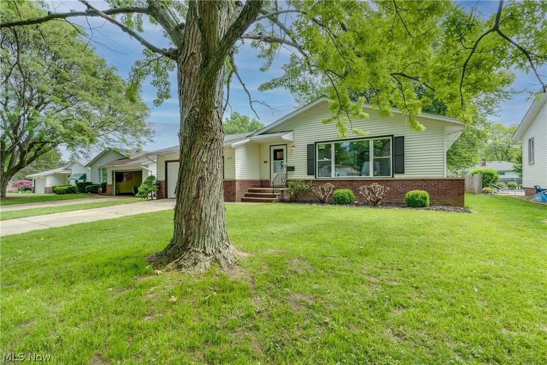 Lyndhurst Mdws 03 - Residential