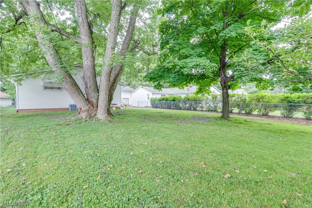 Lyndhurst Mdws 03 - Residential