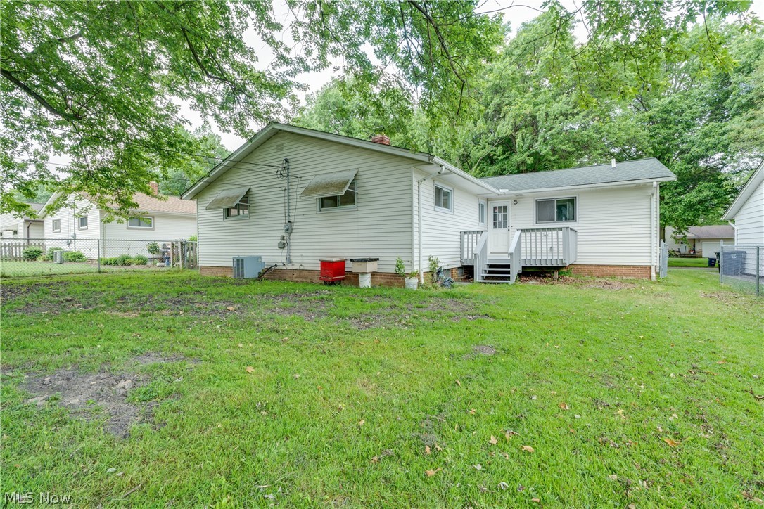 Lyndhurst Mdws 03 - Residential