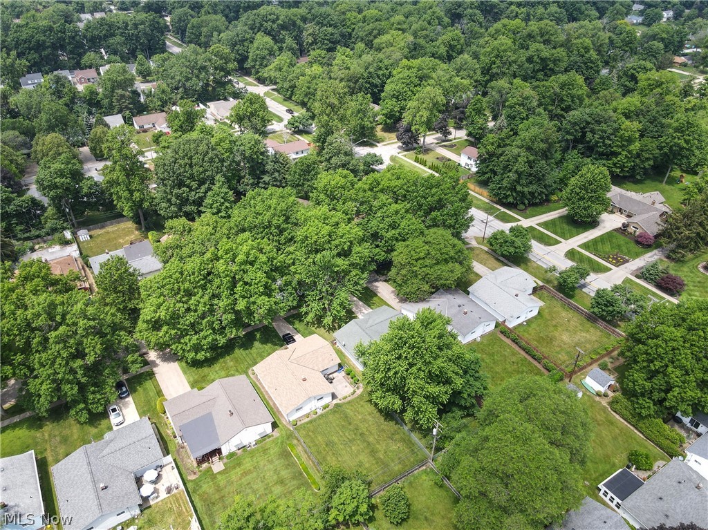 Lyndhurst Mdws 03 - Residential