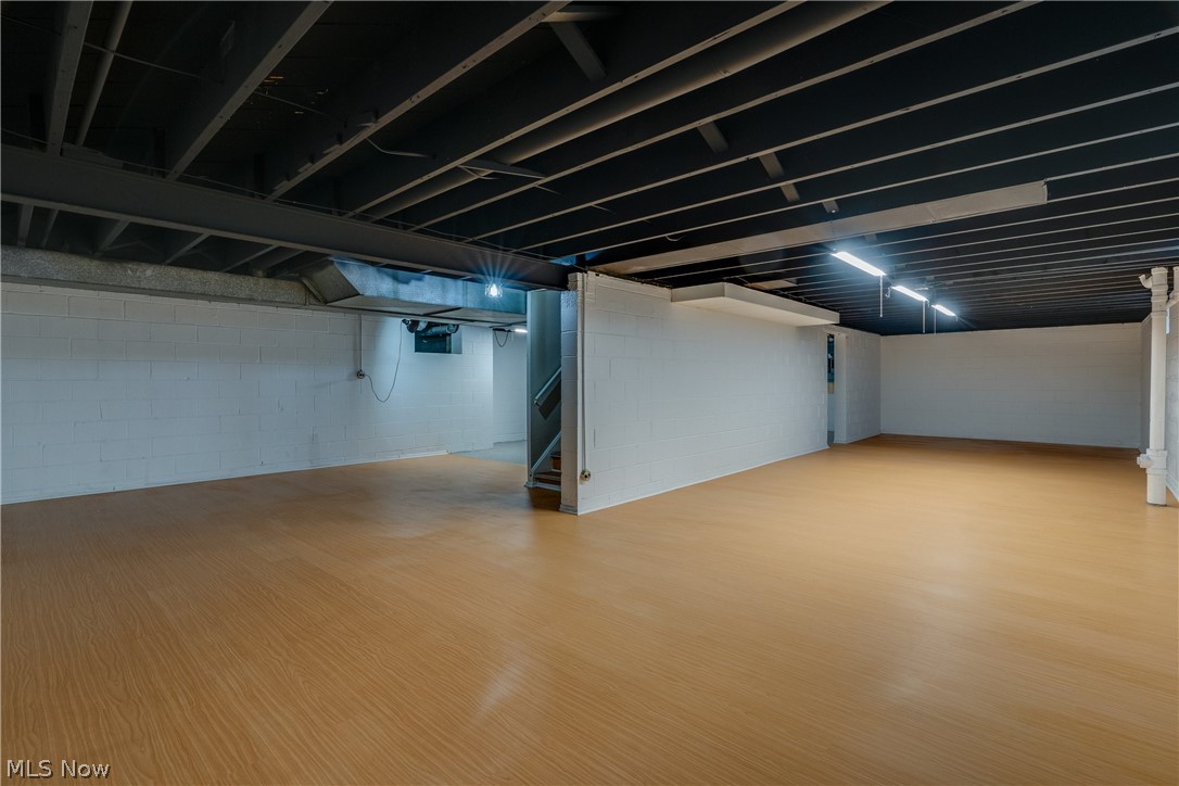 Lyndhurst Mdws 03 - Residential