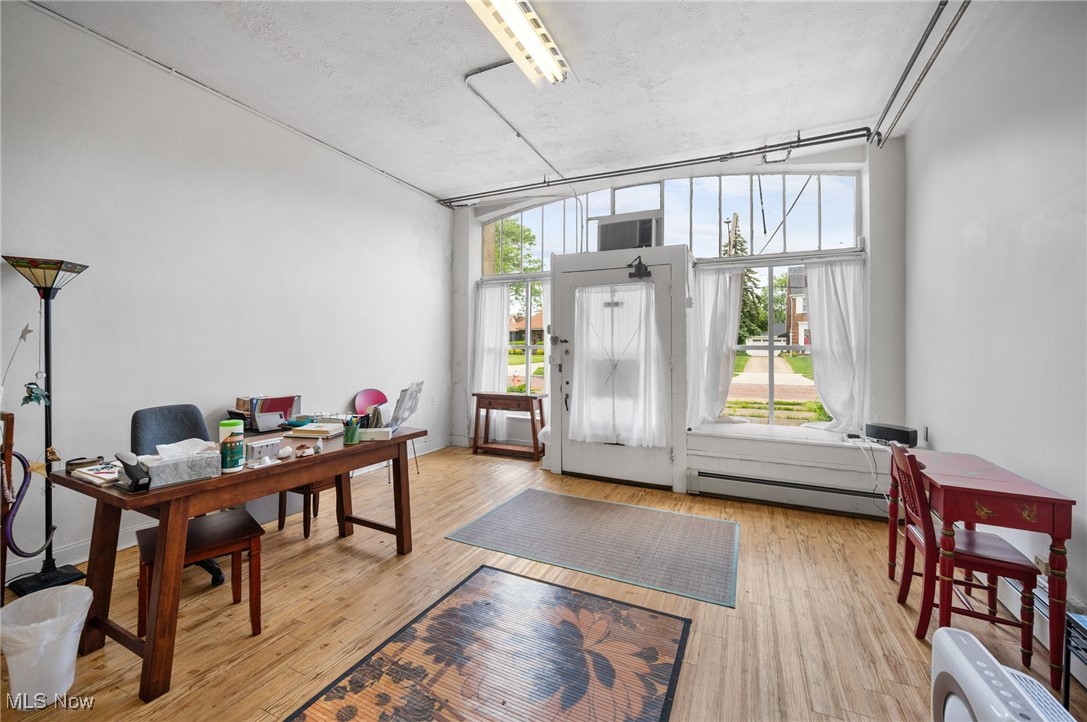 Exeter Square - Commercial Sale