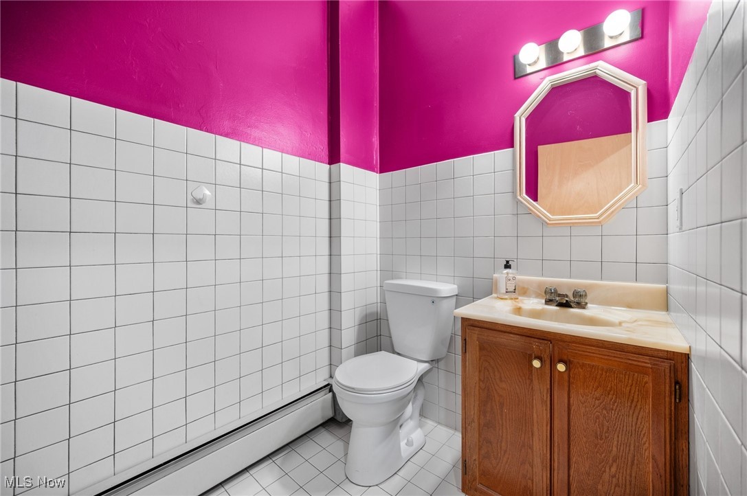 Exeter Square - Commercial Sale