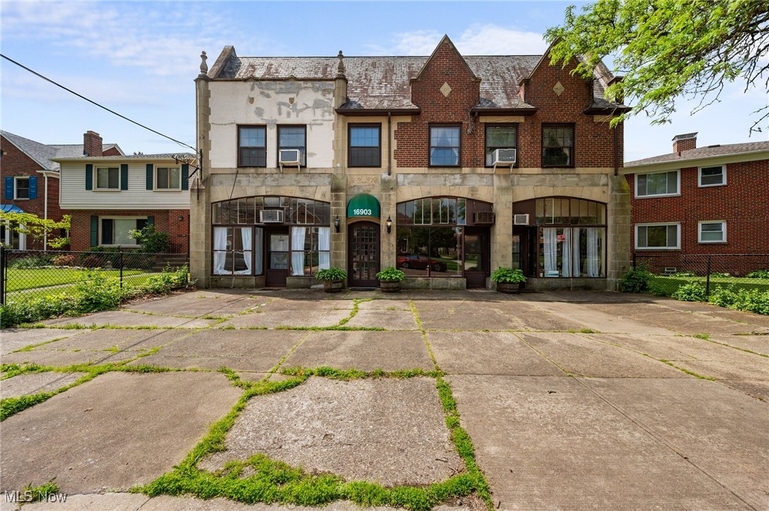 Exeter Square - Commercial Sale