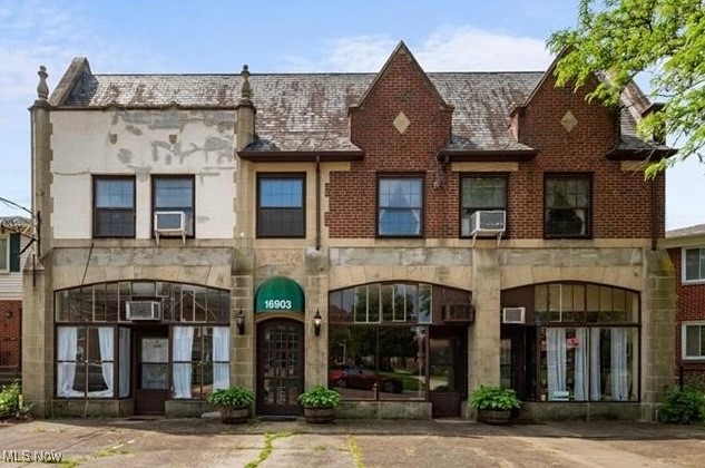 Exeter Square - Commercial Sale