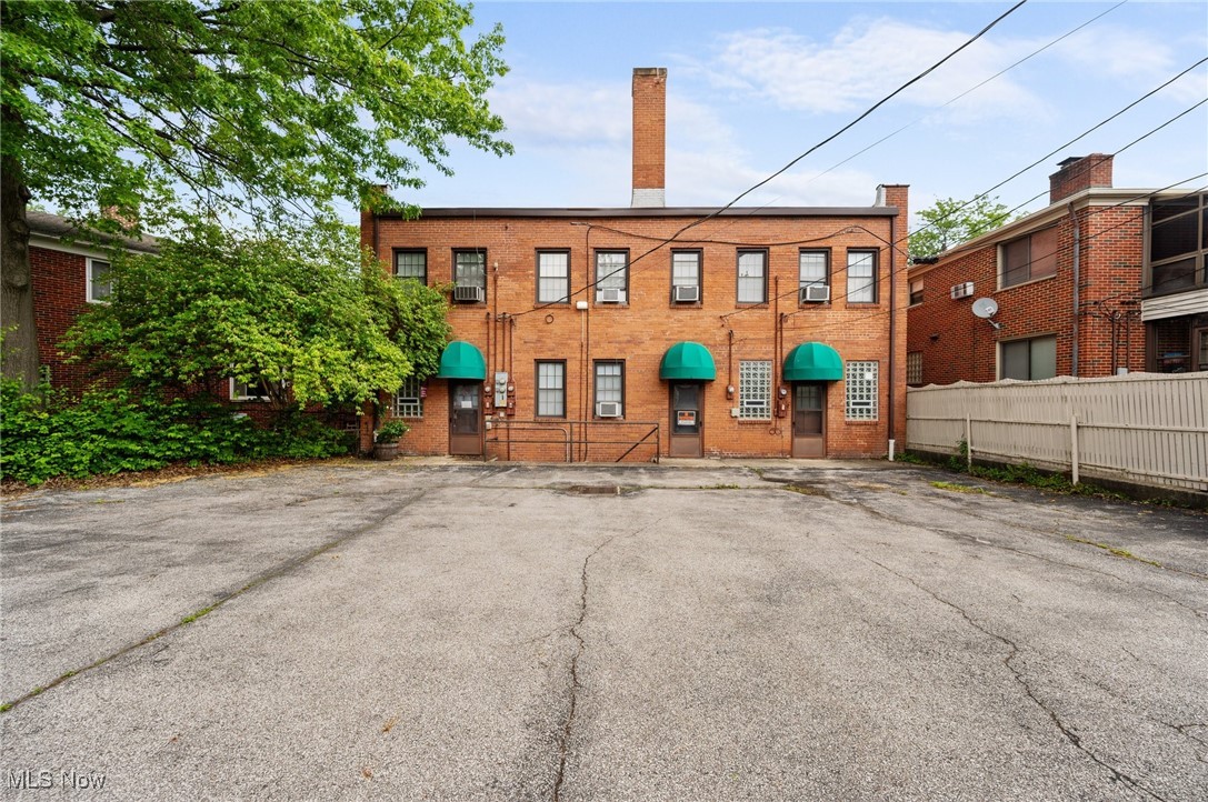 Exeter Square - Commercial Sale