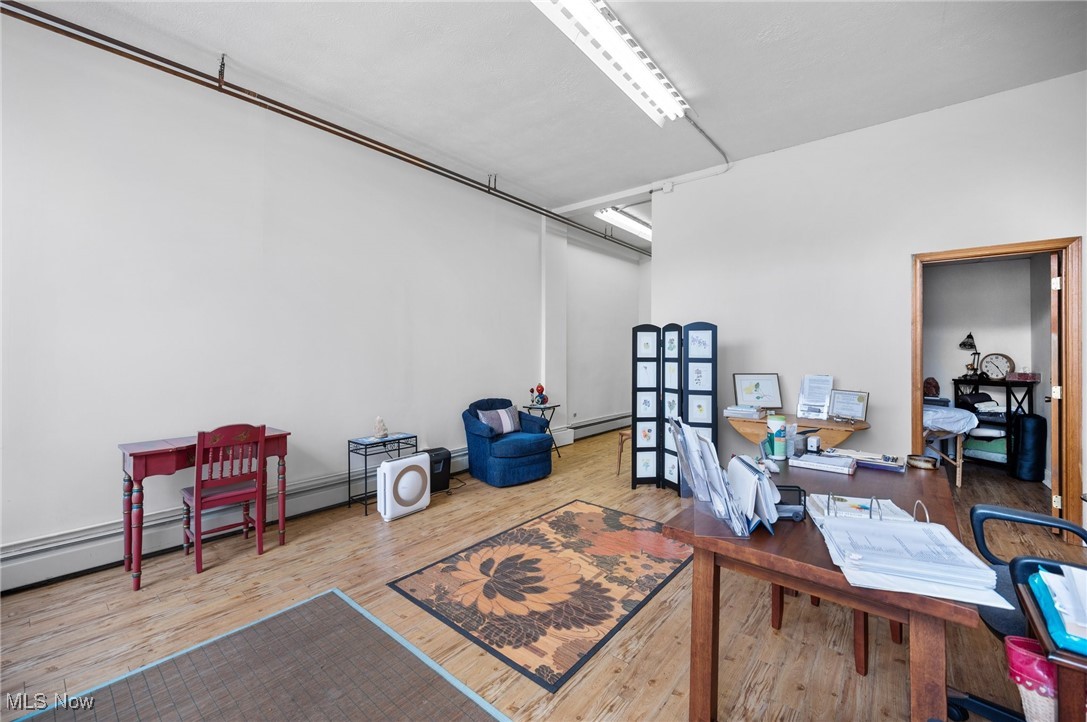 Exeter Square - Commercial Sale