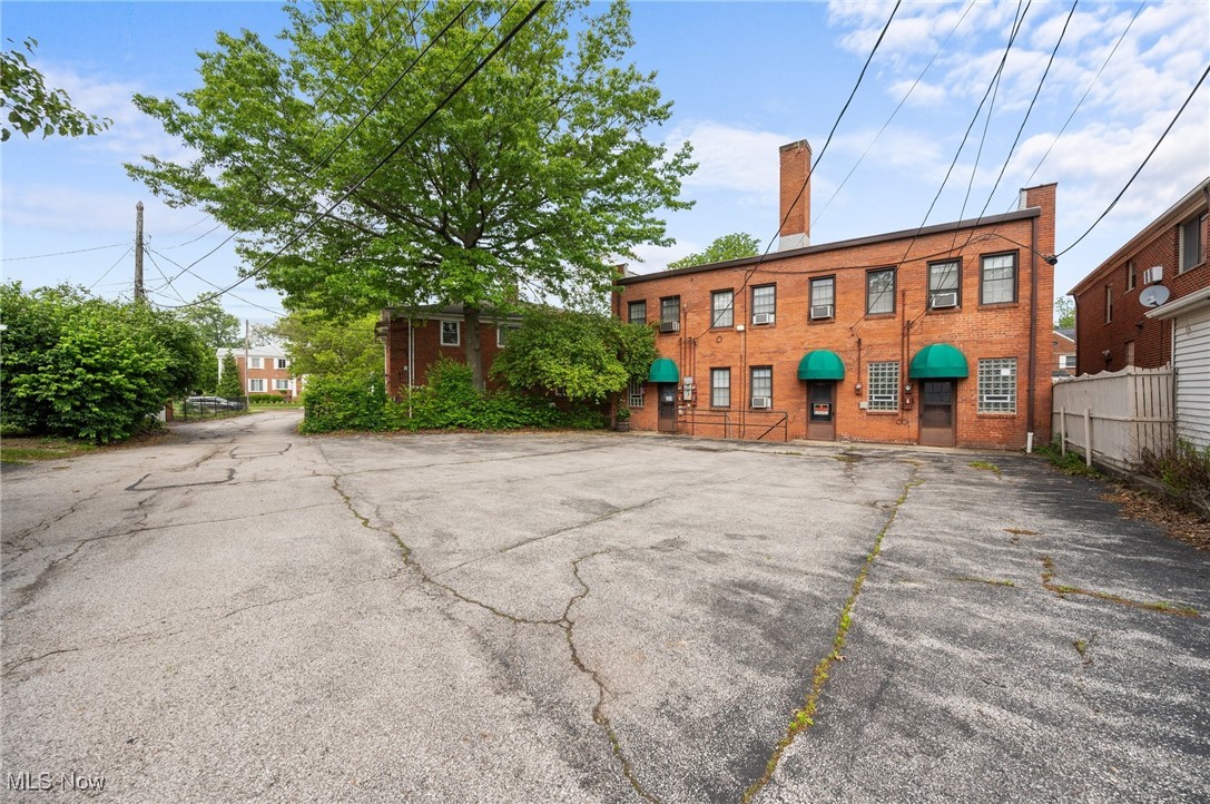Exeter Square - Commercial Sale