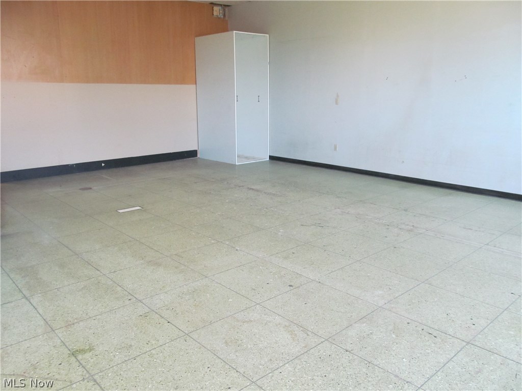 Turnpike - Commercial Lease