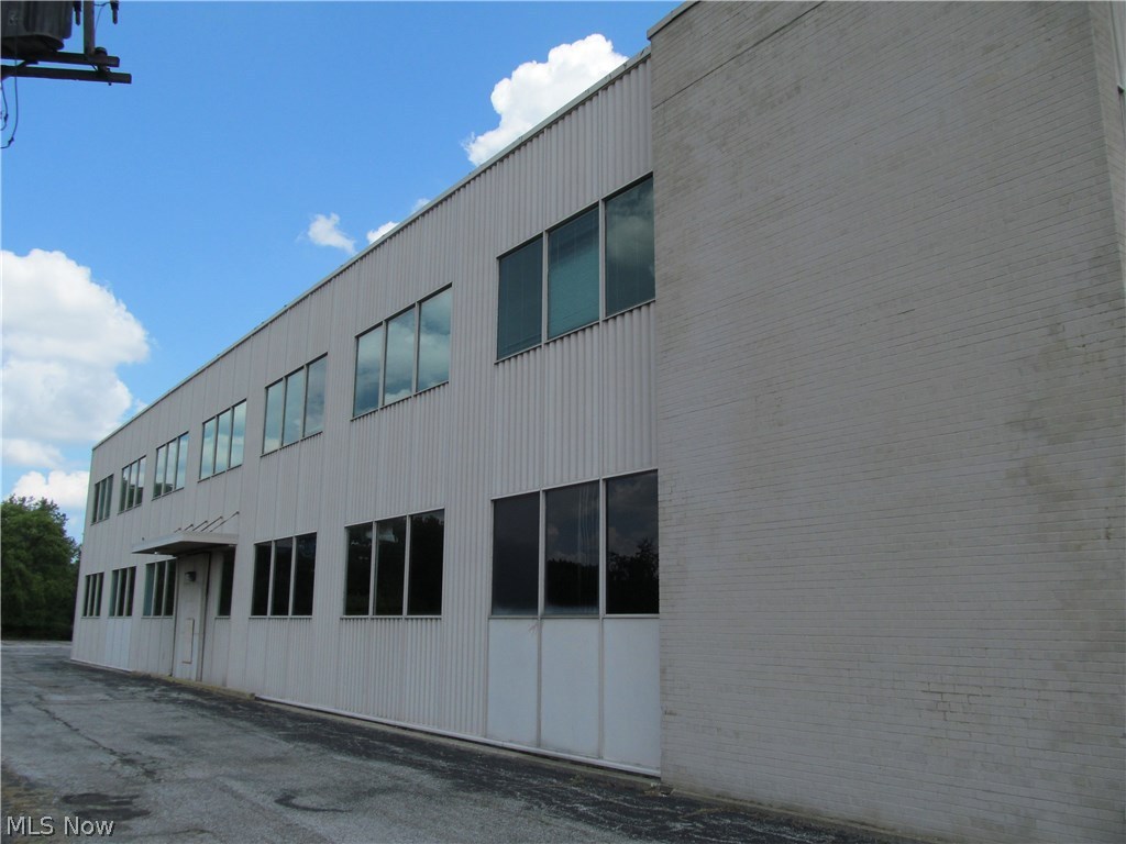 Turnpike - Commercial Lease