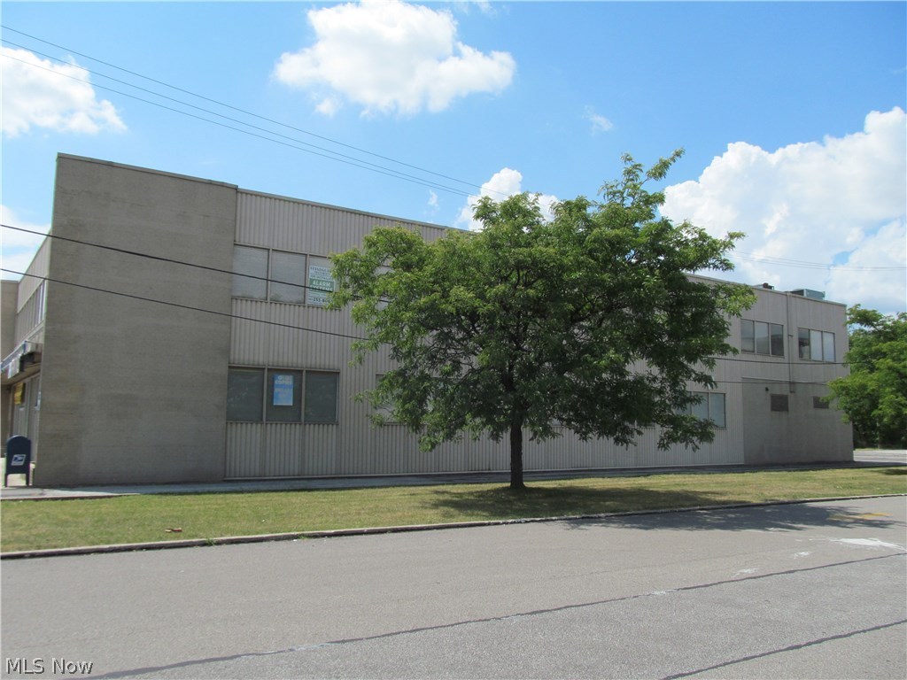 Turnpike - Commercial Lease