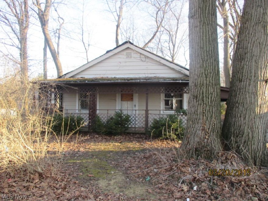 Summer's coming and time to enjoy it at Chippewa Lake! Ranch style cottage features 2 bedrooms, 1 bath, and lovely sunroom with French-paned windows. Light and bright throughout. Needs a lot of TLC and updating. This could be a great investment property, summer rental or a year-round home! Don't miss out! Bank of America, N.A. employees and employees household members and HTS business partners of the Bank, are prohibited from purchasing this property, whether directly or indirectly. All offers must be submitted the pre-approval letter or current proof of funds.