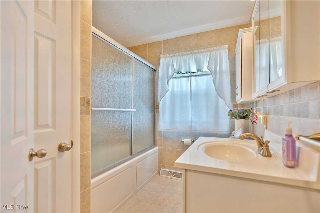 Taylor Farm Acres - Residential