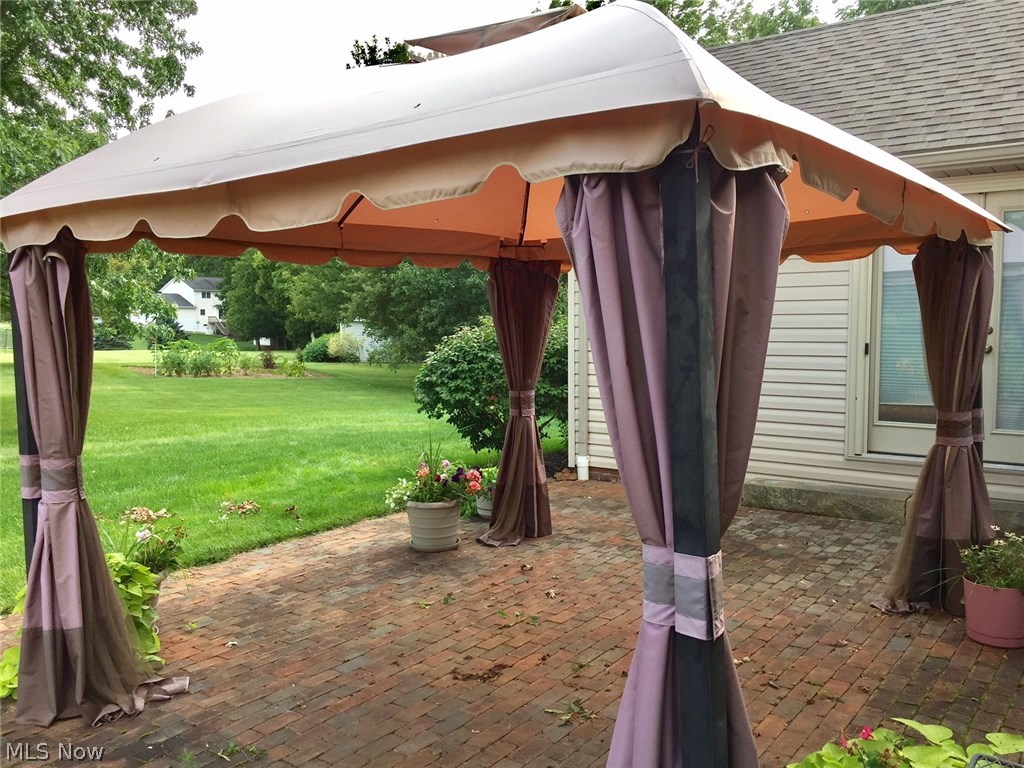 Johnny Appleseed - Residential