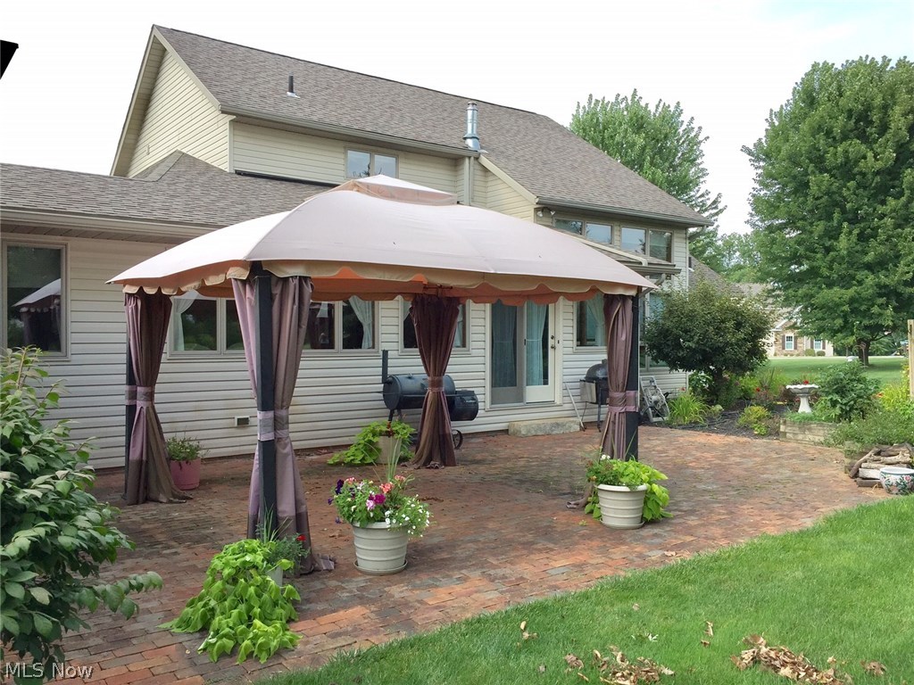 Johnny Appleseed - Residential